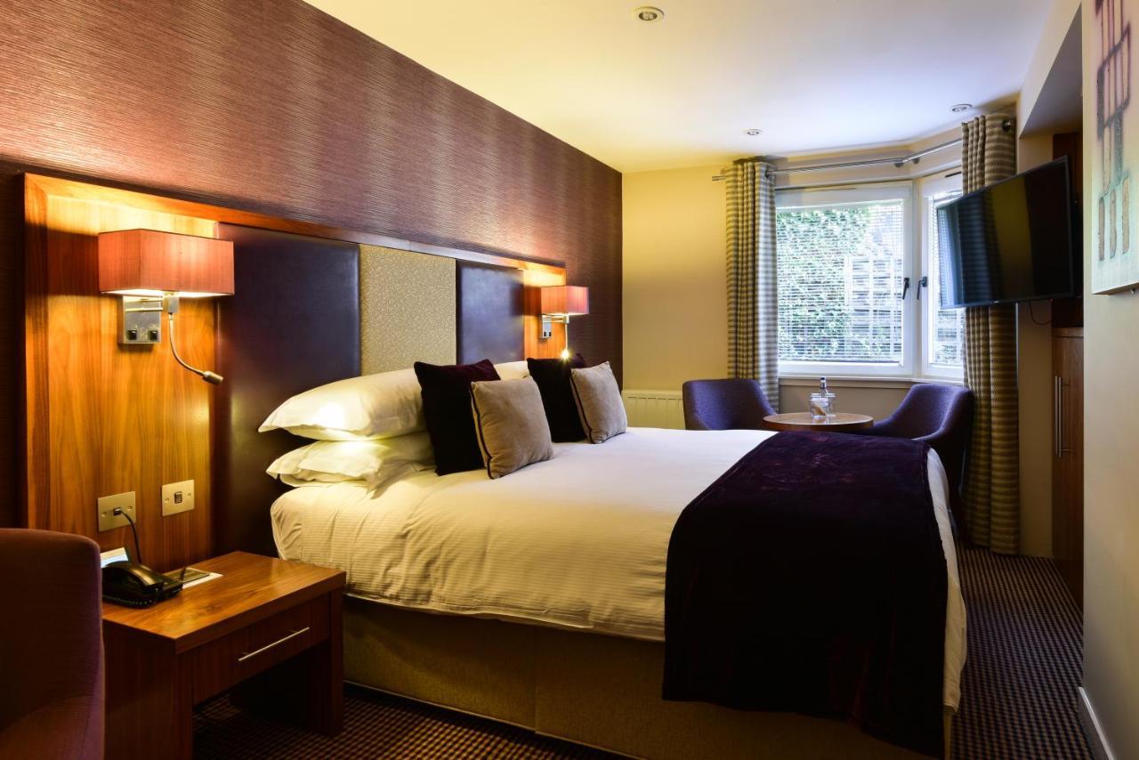 The Roseate Edinburgh - Small Luxury Hotels Of The World Exterior foto A bedroom at the hotel